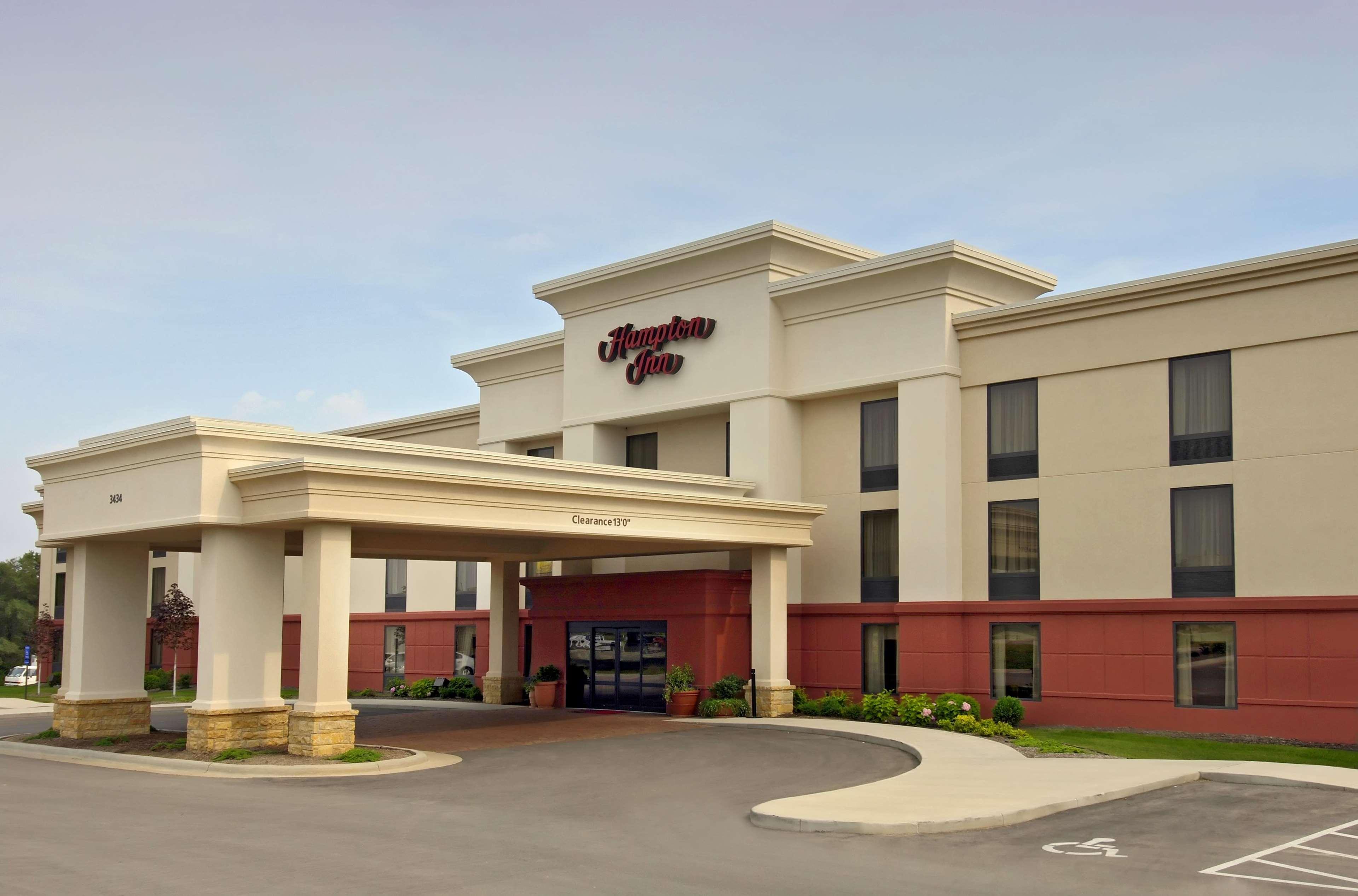 Hampton Inn Dubuque Eksteriør bilde