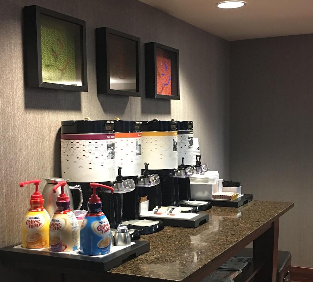 Hampton Inn Dubuque Eksteriør bilde