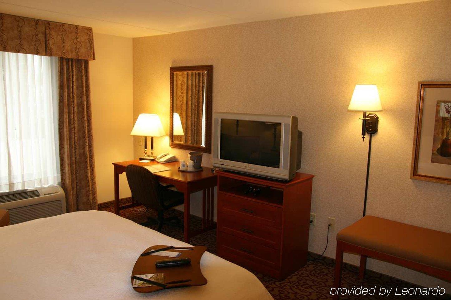 Hampton Inn Dubuque Rom bilde