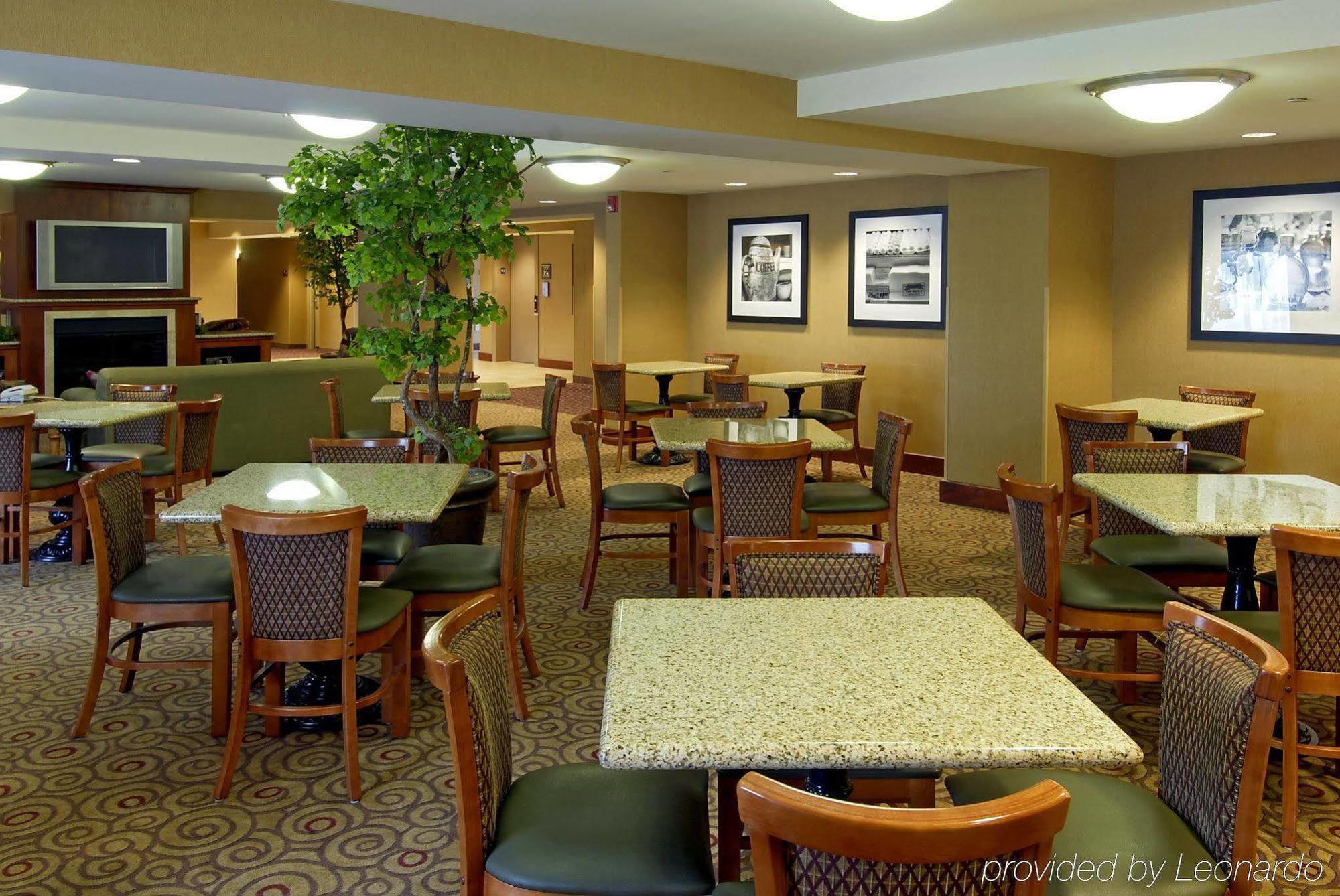 Hampton Inn Dubuque Eksteriør bilde